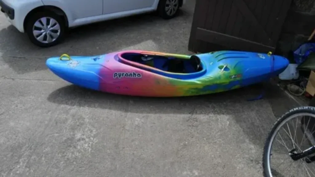 10 Kayaks in a Row